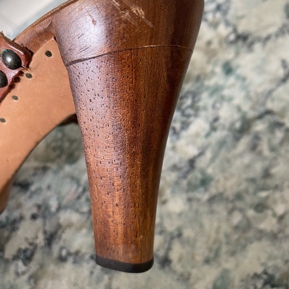 Frye Sophia Ring Slip On Wooden High Heel Leather Sandals Brown US 8 M - Picture 13 of 14